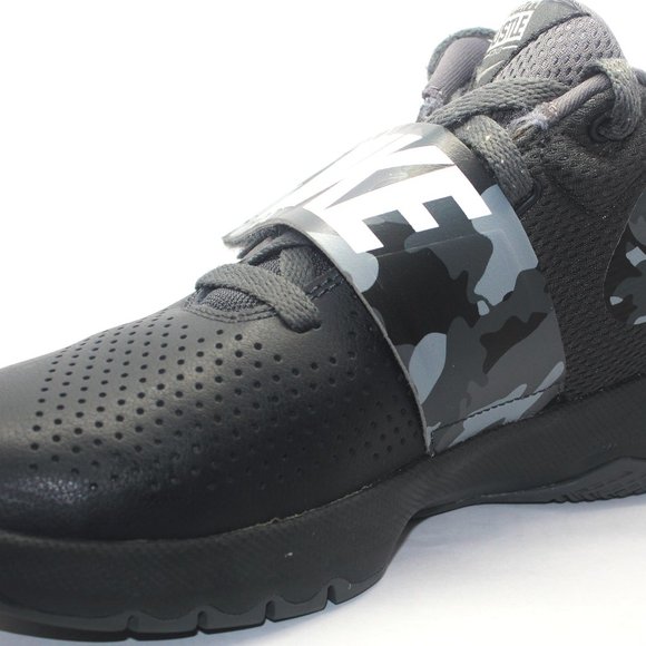 nike team hustle d8 camo